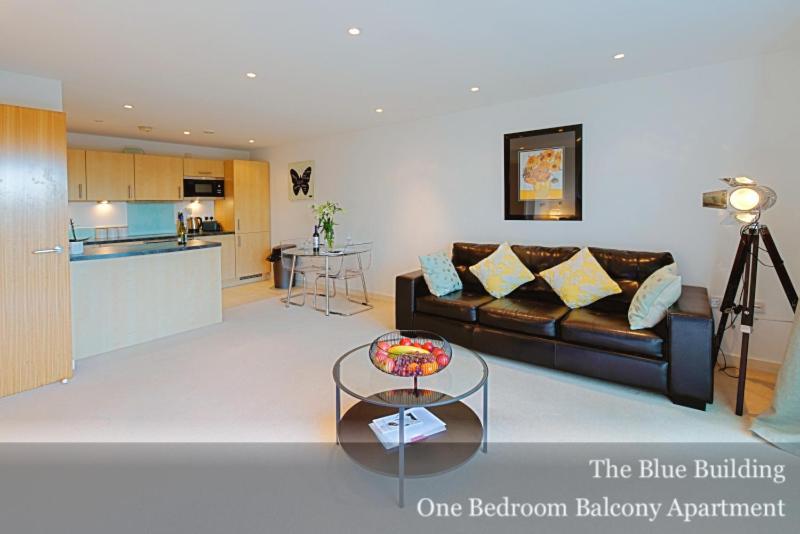 Gunwharf Quays Apartments Portsmouth Bagian luar foto